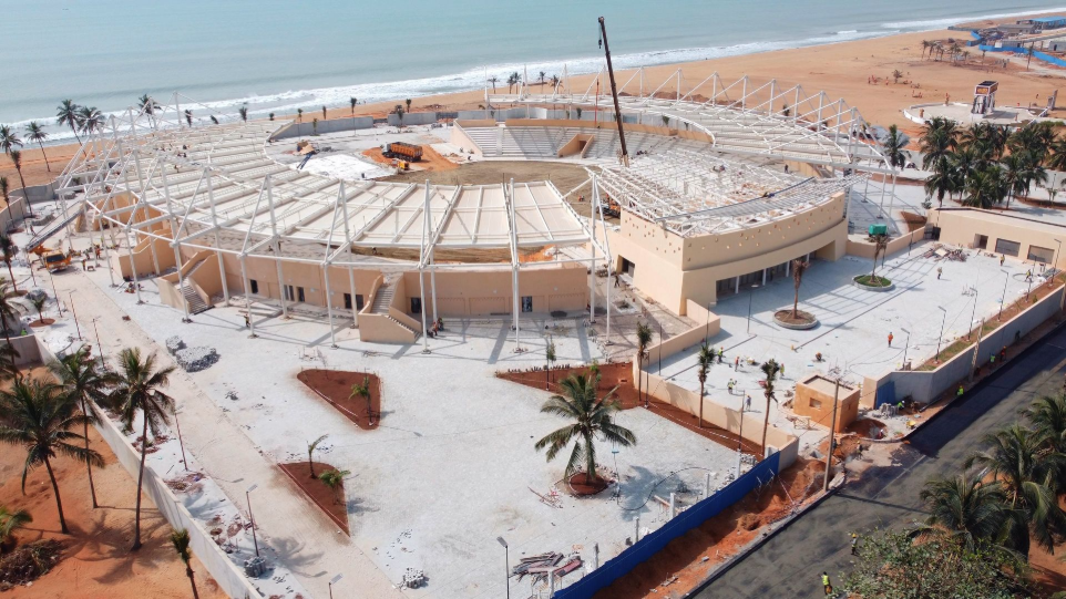 Construction de l'Arène de la porte de Non Retour de Ouidah, Bénin Construction de l'Arène de la porte de Non Retour de Ouidah, Bénin